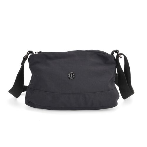 "lifestyle-Color:Black size/Profile:Nylon Crossbody Bag wall(exterior):Nylon  Lining(interior):Polyster Pockets(exterior):zipped-1;Pockets(interior): zipped-1. Measurement(inch):24*15*9cm  strap:cm " image number 0