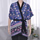 Kurzärmeliger Kimono mit  Blumendruck, schwarzem Gürtel, 86x69cm, blau