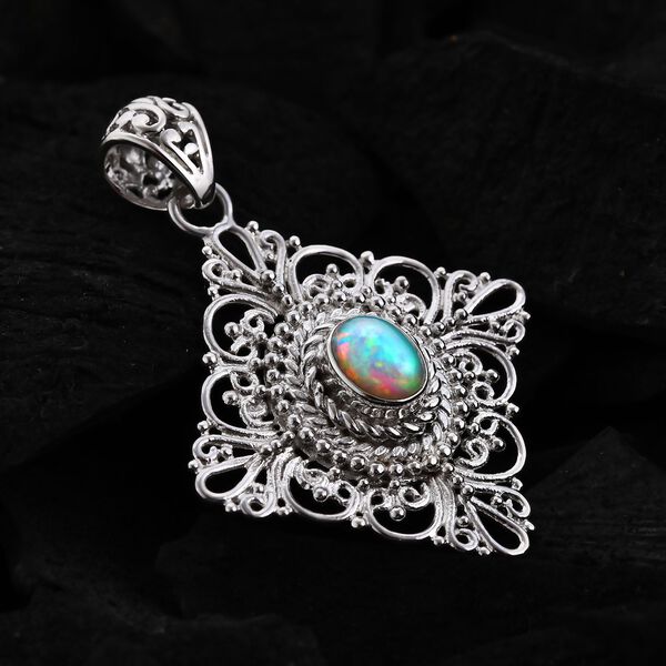 Royal Bali Kollektion - natürlicher, äthiopischer Opal-Anhänger - 0,75 ct. image number 3