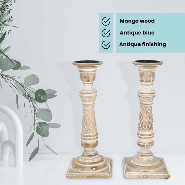 Set aus 2 antiken geschnitzten Holzkerzenhaltern mit quadratischem St&auml;nder, 38cm, Beige image number 2