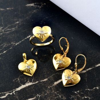 Schmuckset mit Diamantakzenten im Herz-Design