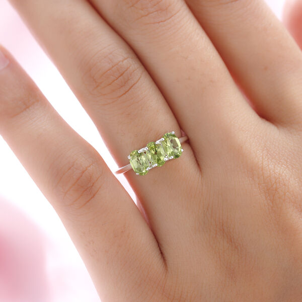 Peridot-Ring, 925 Silber  ca. 1,45 ct image number 3