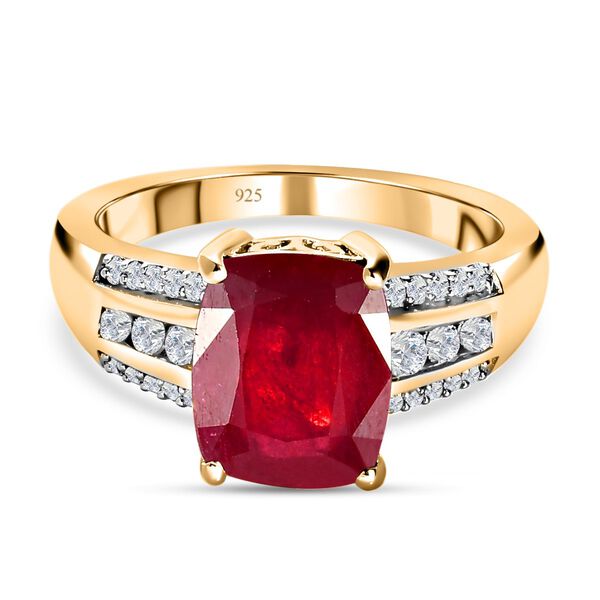 Afrikanischer Rubin (Fissure gef&uuml;llt) und wei&szlig;er Zirkon Ring, 925 Silber vergoldet (Gr&ouml;&szlig;e 20.00) ca. 4.94 ct