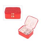 Glitzernde Schmuckschatulle aus naturfreundlichem Kunstleder, 11x9,4x5,5 cm, rot