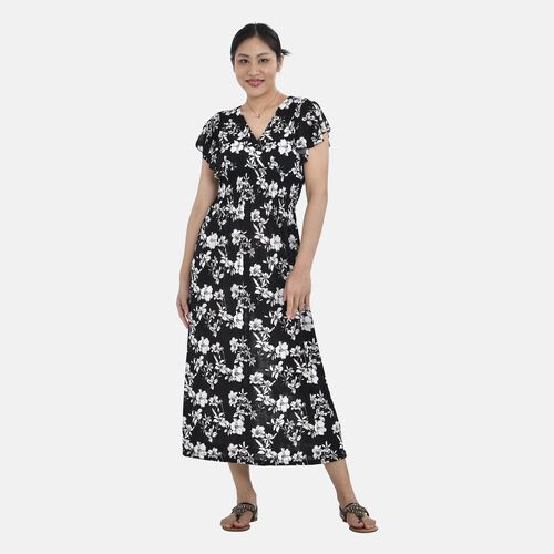 Maxikleid mit gesmokter Taille und Flatterärmeln, One Size, schwarzer Hibiskus image number 0