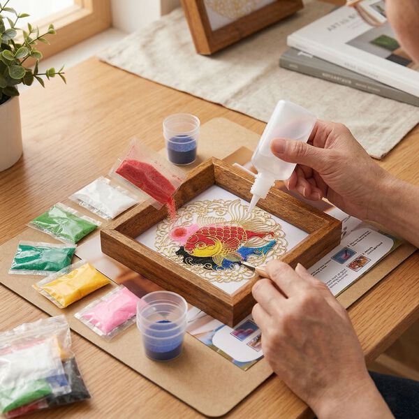 " Golden Lottery Painting frame table disply  Product size: 18.5 * 16 * 5CM Packaging: 1 piece/white box Function: Photo frame, colored sand, water-based eco-friendly adhesive, plastic cup, oil painting scraper" image number 1