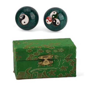 "Cloisonne enamel fitness ball Jing-Iang Size:3# 4.7cm Material:Iron Color: Green"