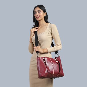 Elegante Echtleder Umh&auml;ngetasche mit Krokopr&auml;gung, 33 x 10 x 27 cm, Burgunder