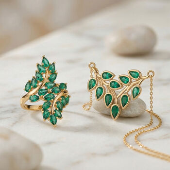 Labor Smaragd Ring und 45cm Halskette