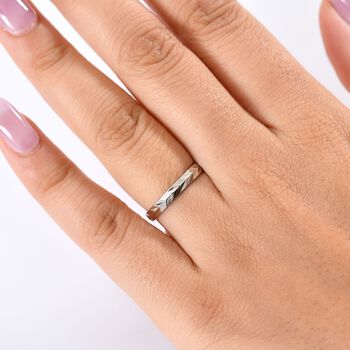 Strukturierter Bandring in 950 Platin