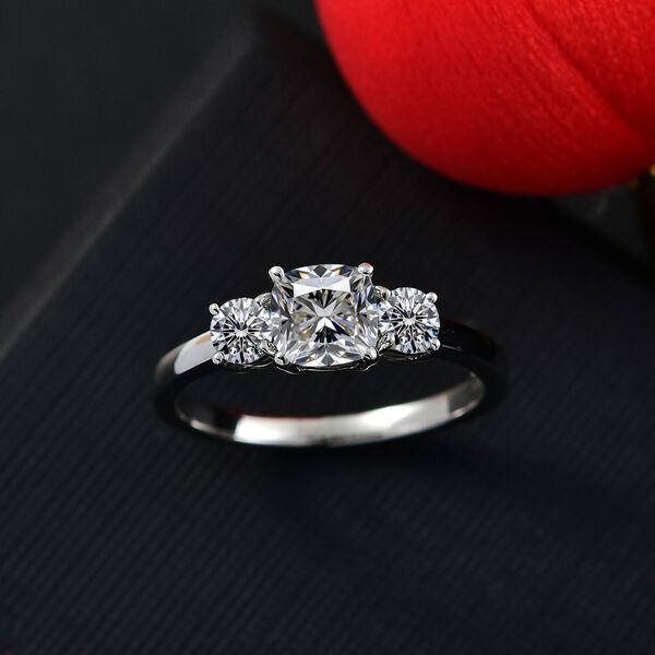 LUXURIANT SGL zertifizierter VS-EF Labor Diamant Ring in 950 Platin - 1,50 ct. image number 2