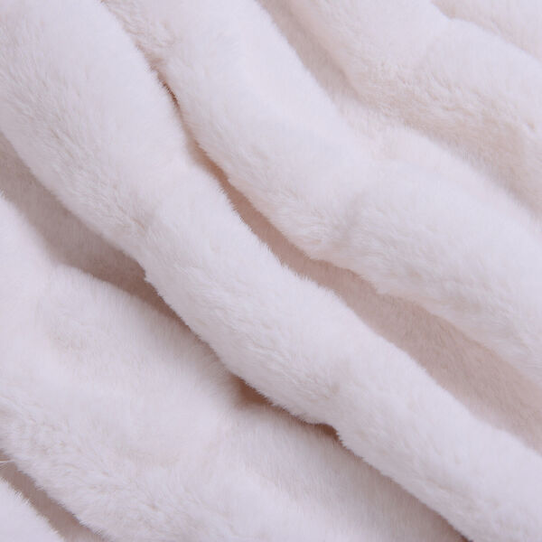 Serenity Night: Luxusdecke aus Kunstfell, Größe 150x200 cm, Weiß image number 8