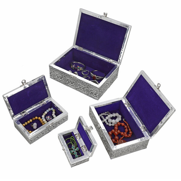 4-teiliges Set handgefertigter Aluminiumboxen mit Schmetterling-Motiv, Größen von 24x17x9 cm bis 13x6,5x3 cm image number 7