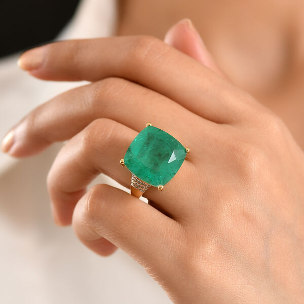 D'Joy - Hoch gefasster Cocktail Smaragd-Quarz Triplette, Wei&szlig;er Zirkon Ring 925 Silber 750 Gelbgold Vermeil (Gr&ouml;&szlig;e 19.00) ca. 24.64 ct image number 2