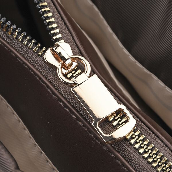 Nylon Crossbody Tasche, 22x23x9 cm, Dunkelbraun image number 6