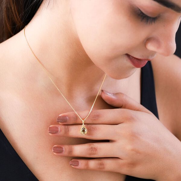 Nat&uuml;rlicher, goldener Tansanit-Anh&auml;nger mit 50cm Kette - 0,67 ct. image number 2