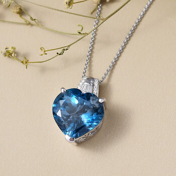 D'Joy London Blautopas und Moissanit Anh&auml;nger mit 50cm Kette - 12,66 ct.