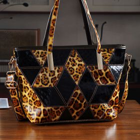Chaos by Elsie Echtleder Shopper mit RFID, geometrisches Rauten Patchwork im 3D Würfel Look, Leopard mit Hochglanz Optik, 30 x 14 x 27 cm, Schwarz Braun