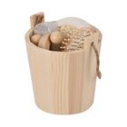 5-tlgs Öko-Wellnessset mit Holzeimer: Holzmassagegerät, Holzhaarbürste, Sisalschwamm, 13.5x13.5x15.5 cm