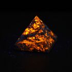 Gem Crystal Kollektion - Yooperlith Pyramide - 4,5 cm image number 2