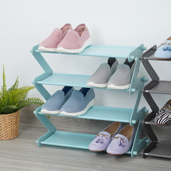 Schuhregal aus Edelstahl und Kunststoff