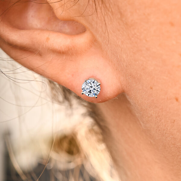 LUXURIANT VS-GH Labor Diamant Ohrringe in 585 Wei&szlig;gold -1 ct. image number 1