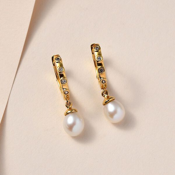 S&uuml;&szlig;wasserperle und Zirkon Ohrringe - 0,16 ct. image number 2