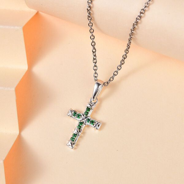 XOXO gr&uuml;ner kubischer Zirkonia-Keruz-Anh&auml;nger mit 50cm Kette - 0,2 ct. image number 2