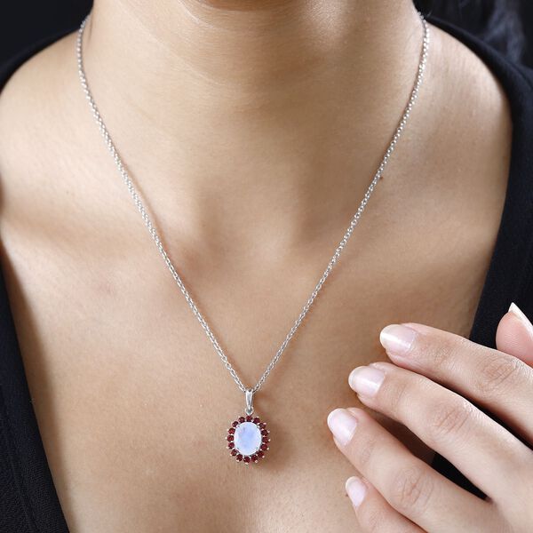 AA Regenbogen Mondstein und Signity leuchtend roter Topas-Anhänger mit 50cm Kette - 3,21 ct. image number 4