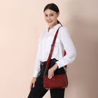Schultertasche aus 100% echtem Leder mit Kroko-Prägung, Weinrot  image number 1