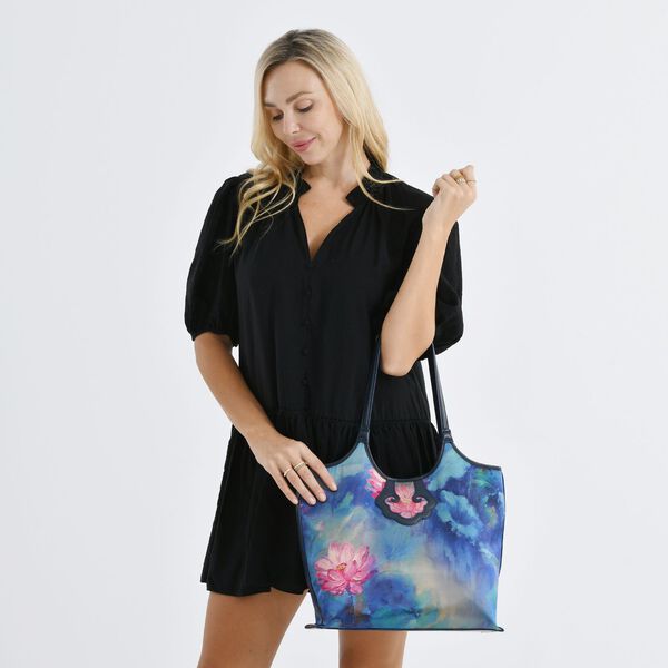 LA MAREY Brokat Handtasche aus Seide und Echtleder, 34x35x11,5cm, Blau mit rosa Blumen image number 2