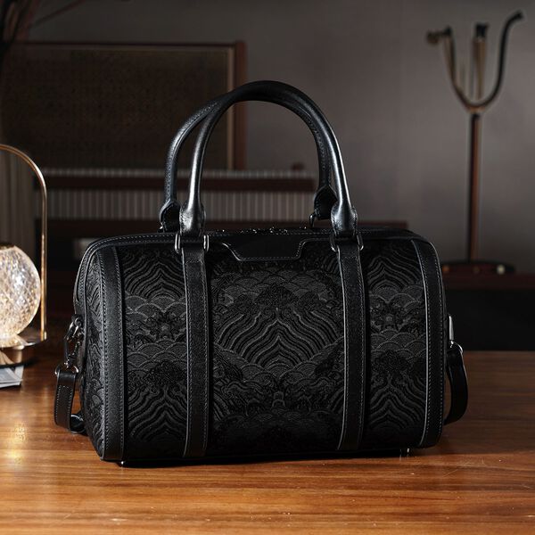 LA MAREY Brokat Crossbody Tasche aus Seide und Echtleder, 30x18x15cm, Schwarz image number 1