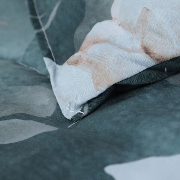 SERENITY NIGHT: 3er-Set - Bettdecke und 2 Kissenbez&uuml;ge, Blumenmuster, Dunkelgr&uuml;n-Schwarz und Wei&szlig;&nbsp; image number 4