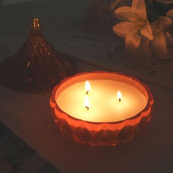 LIVMORE - Duftkerze Winterzauber-Design, 25 Std. Brenndauer, 150g, 4,5 ml &auml;therisches &Ouml;l, Jasmin und Neroli, Dunkelrot