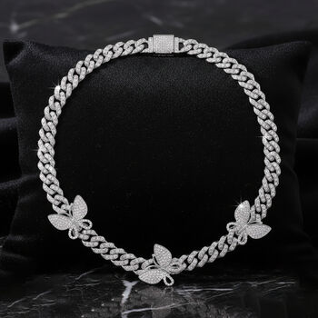 DESIGNER INSPIRIERT Schmetterling Wei&szlig;er Kristall Halskette ca. 45 cm, Silberfarben