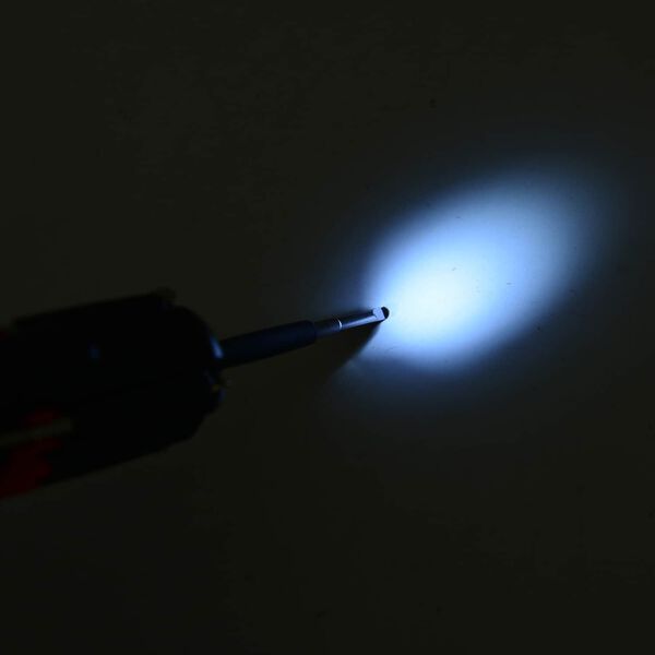 10-in-1 Multifunktionale LED Taschenlampe, rot und schwarz image number 6