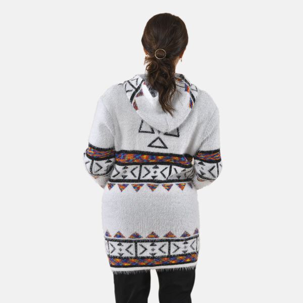 Tamsy - Kuschelweicher, langer Cardigan mit Kapuze und Taschen, 110x82cm, weiß image number 2