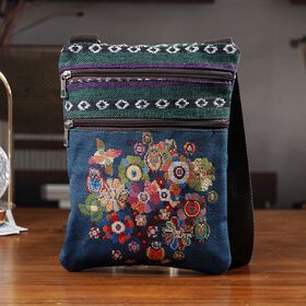 Crossbody-Tasche mit Blumenmotiv, 3 Reißverschlussfächer, verstellbarer Schultergurt (ca. 120 cm), 21x28 cm, Mehrfarbig