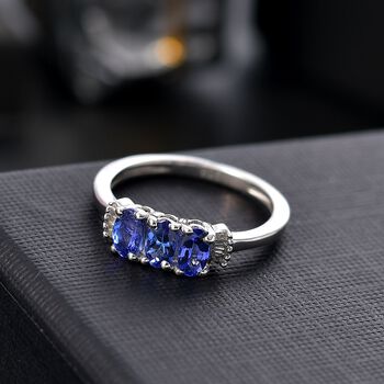 AAA Tansanit und Diamant Ring - 0,80 ct.