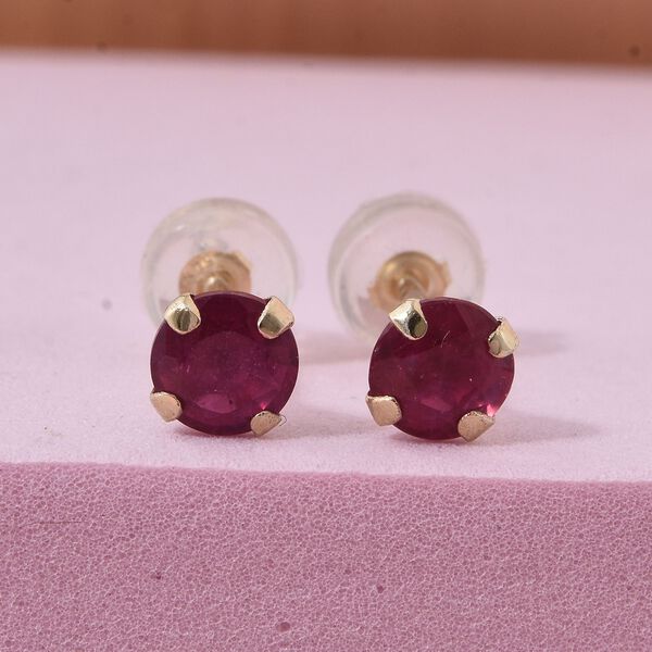 AAA Afrikanische Rubin Ohrringe in 375 Gold - 1,57 ct. image number 1