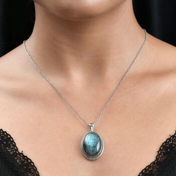 Labradorit Anh&auml;nger mit Kette, Edelstahl, ca. 25.12 ct