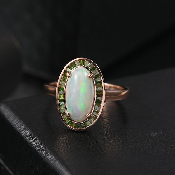 D&rsquo;Joy AA nat&uuml;rlicher, &auml;thiopischer Welo Opal und gr&uuml;ner Diamant Ring - 2,75 ct. image number 2