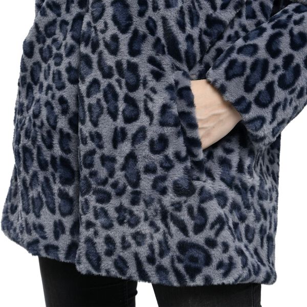 LA MAREY - Kunstfell Wintermantel mit Kapuze, Leopardenmuster, Gr&ouml;&szlig;e M, Grau  image number 14