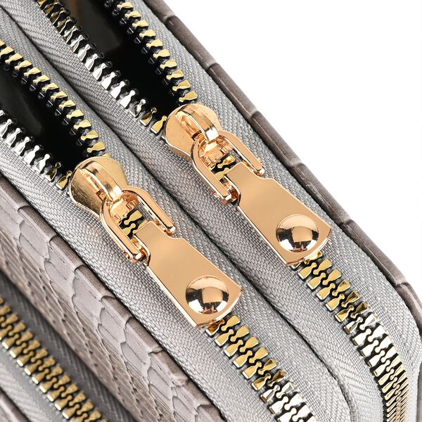 PASSAGE Crossbody Tasche aus PU-Lackleder mit Krokopr&auml;gung und RFID-Schutz, 18x7x11 cm, Taupe image number 6