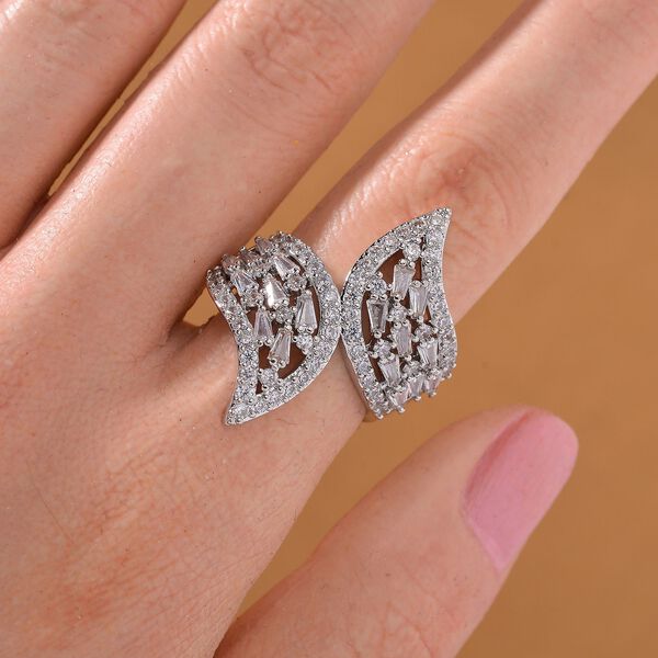 Flexibler weißer Zirkonia-Bypass-Ring image number 2