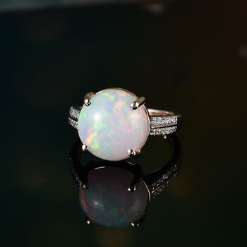 LUXURIANT AAA nat&uuml;rlicher, &auml;thiopischer Welo Opal und Labor Diamant Ring in 375 Gold - 3,82 ct.