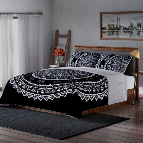 SERENITY NIGHT: 3er-Set - kuschelige Steppdecke und 2 Kissenbezüge, Off-White und Dunkelblau  image number 0