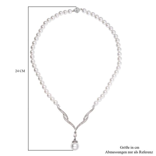 Weiße Muschelkernperlen und Kristall-Halskette, 53,25 cm - 155,50 ct. image number 6