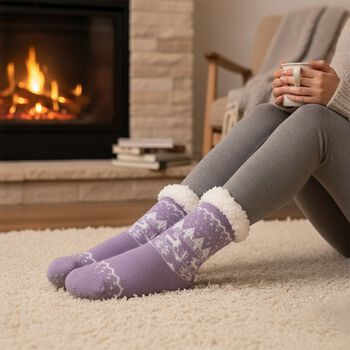 SHERPA Kuschelsocken mit Herzchen-Design und rutschfester Sohle, Einheitsgr&ouml;&szlig;e, Flieder