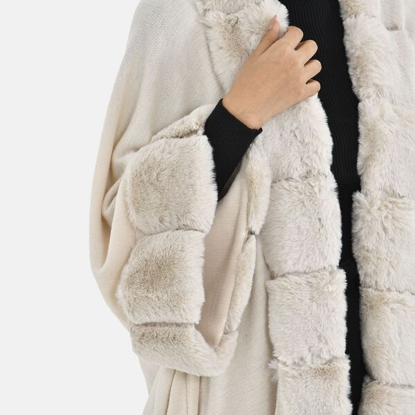 LA MAREY - Stilvoller langer Mantel mit Kunstpelzrand, 108x100cm, creme image number 6